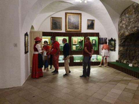 Z kaštieľa do rozprávky ... - foto 10