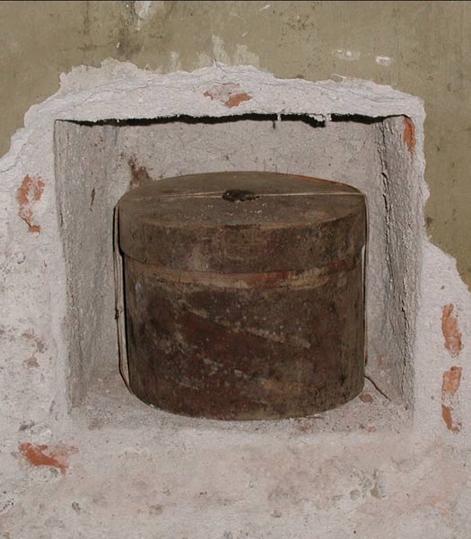 Chapel in the Castle in Svätý Anton - mummified heart Chapel in the Castle in Svätý Anton - mummified heart