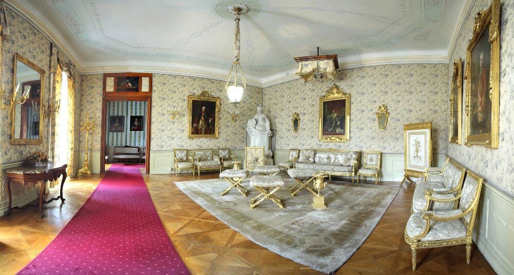 Golden Salon Golden Salon