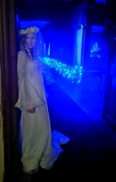 Tajomný kaštieľ - foto 1